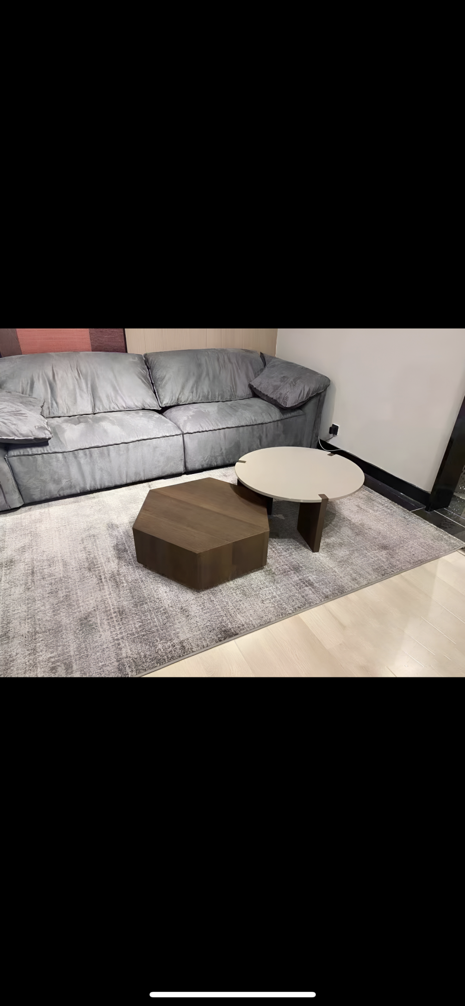 Round Coffee table Essential Furniture